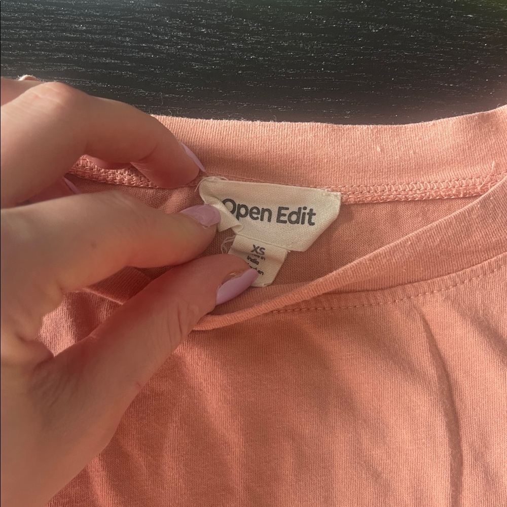 Open edit T-shirt - Picture 2 of 5